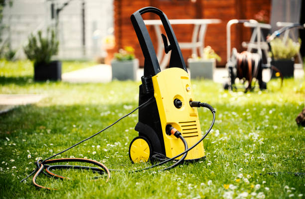 Best Sidewalk and Walkway Cleaning  in Lewistown, IL